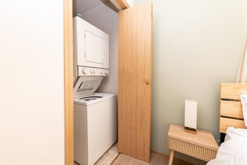 Cozy 2 Bedroom Condo Walking Distance From The Beach Ocean Shores Ngoại thất bức ảnh